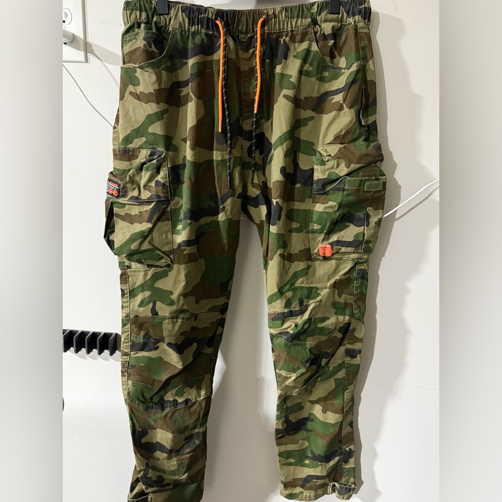 Grindhouse Men’s Camo Joggers Sz XL